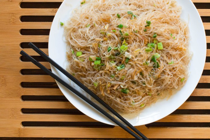 Noodles glass recipe vermicelli fun chow recipes fried mom style stir chinese gratitude famous spoon lick her lickmyspoon featured choose