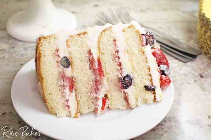 Cake chantilly whole foods berry recipe food wedding fruit cakes wf ever dig someone made make picture lace borrowed else