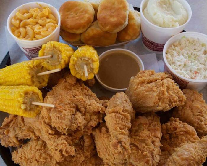 Lee's famous recipe chicken menu