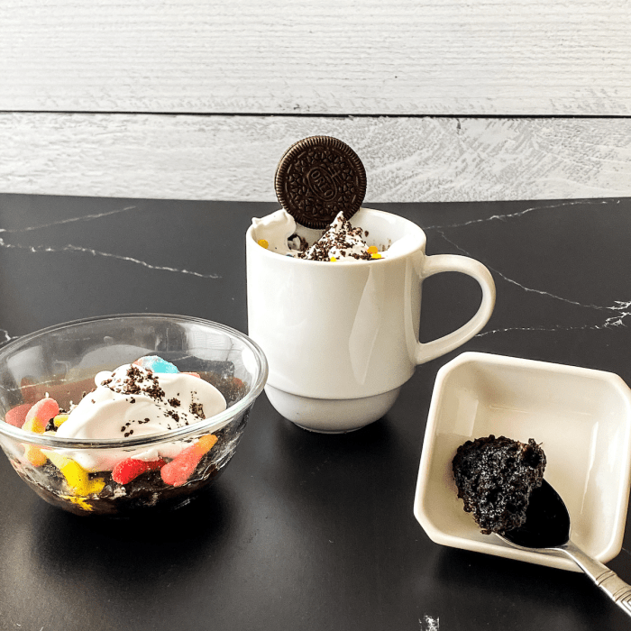 Microwave dessert oreo