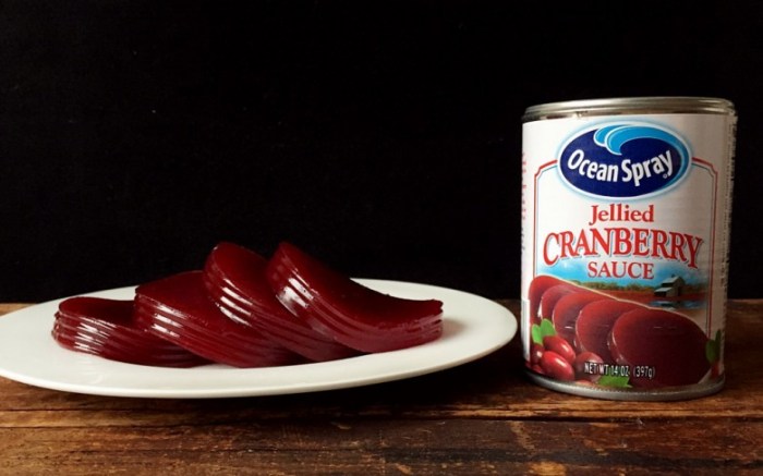 Cranberry spray ocean sauce
